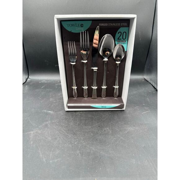 Towle  Living- Stainless Steel Silverware Set - New in Package - Picture 4 of 4